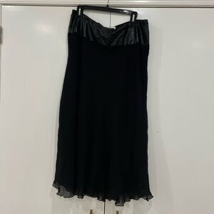 Vintage Made In Italy Chiffon Leather MIDI skirt Size 50